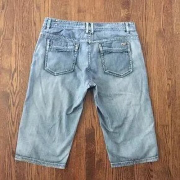 Closet clearance Mens Demin Capri Shorts - Picture 2 of 7